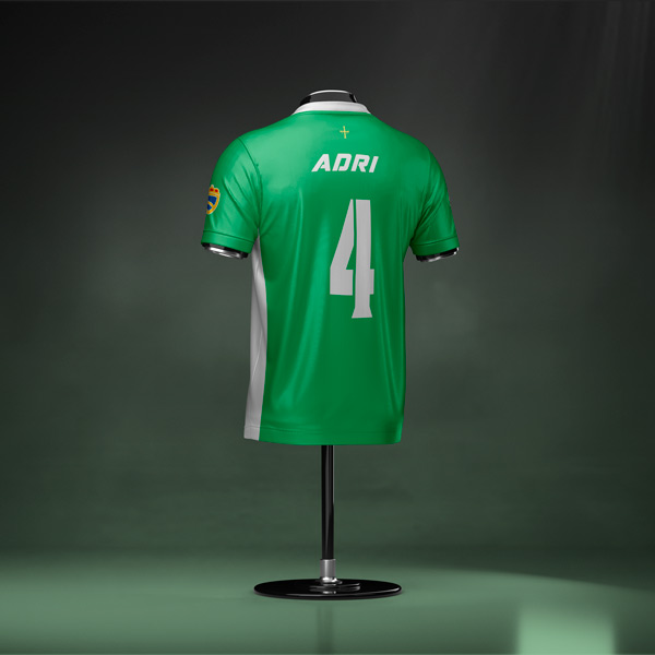 Render de equipación personalizada Fabril en maniquí trasera